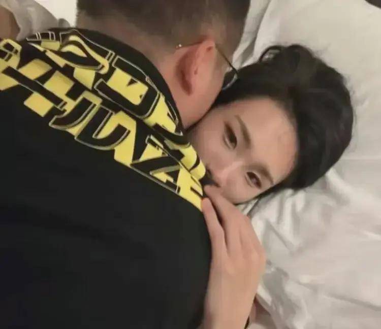 Yi Jianlian wife (nationality of Yi Jianlian wife)